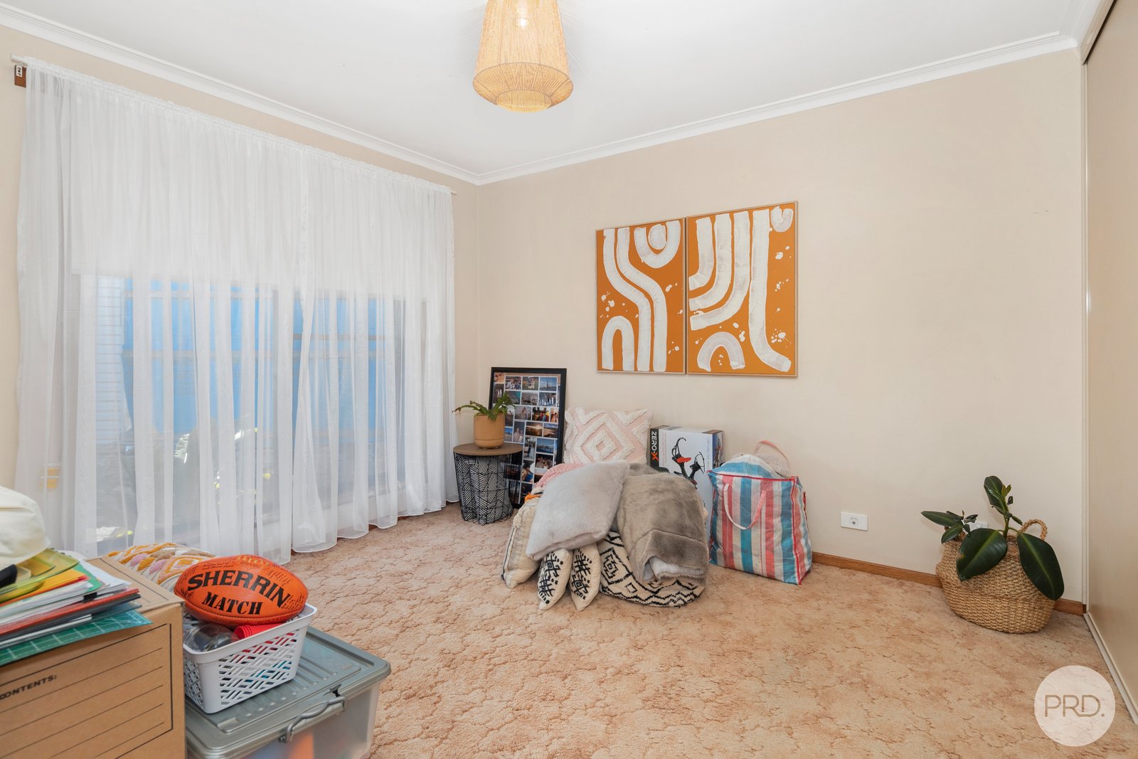 1/27A Queen Victoria Street NEWINGTON 7