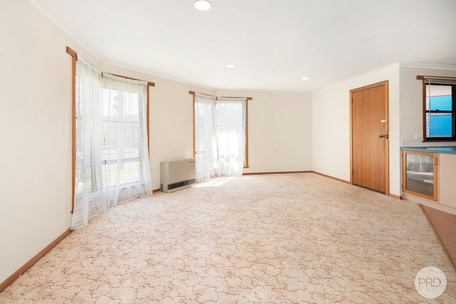 1/27A Queen Victoria Street NEWINGTON 2