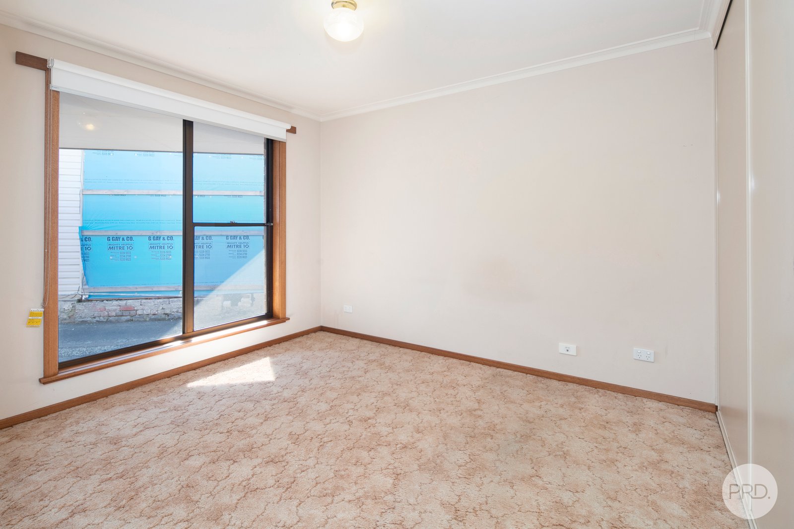 1/27A Queen Victoria Street NEWINGTON 4