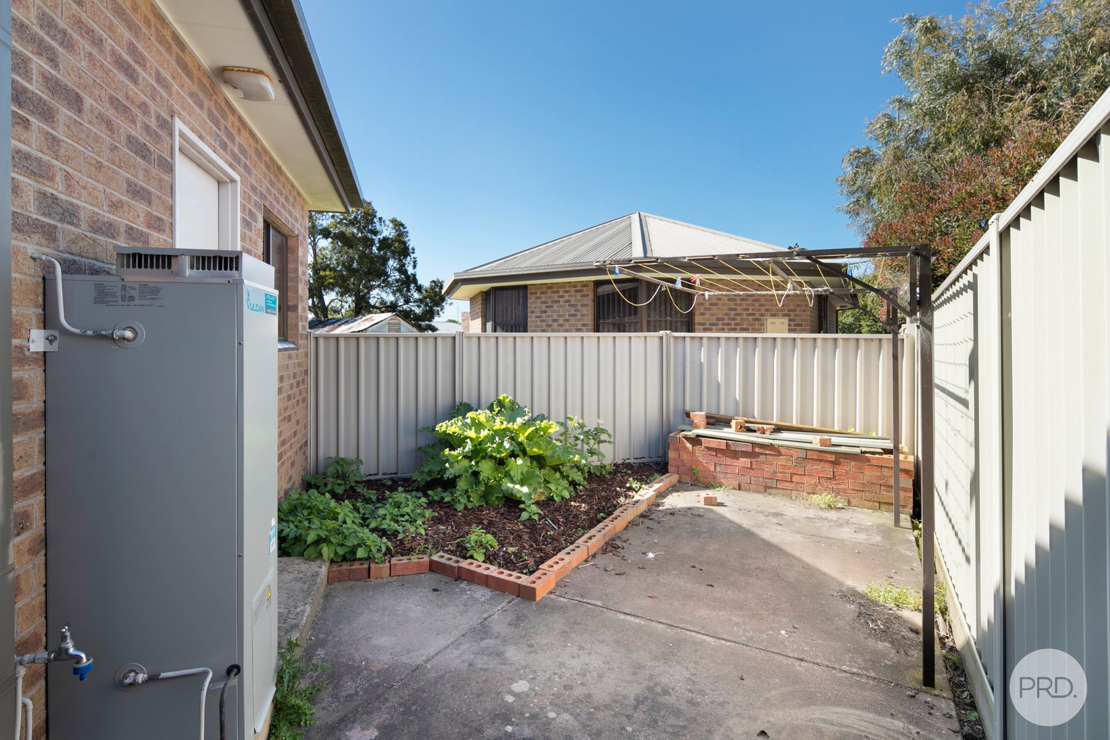 1/27A Queen Victoria Street NEWINGTON 10