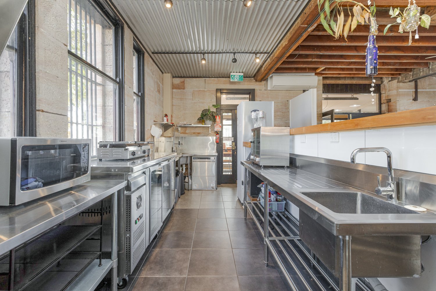 128-130 Swan Street MORPETH 8