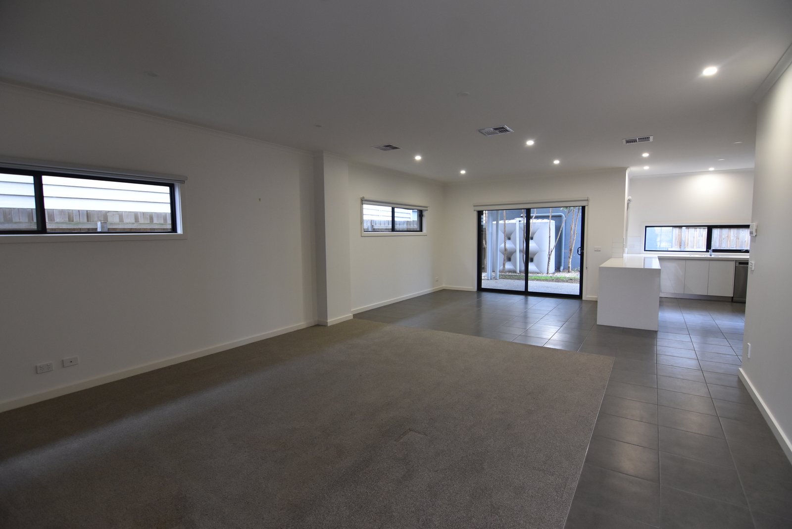 Gallery: 1/28-32 Russell Street