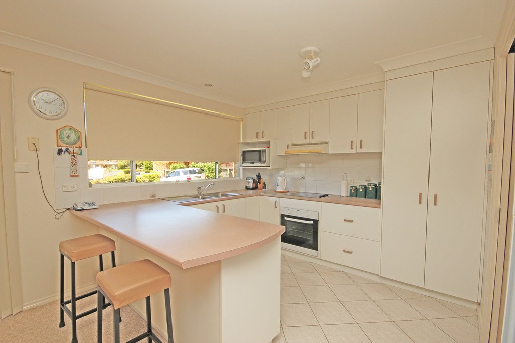 1/28 Blackbutt Crescent LAURIETON 3