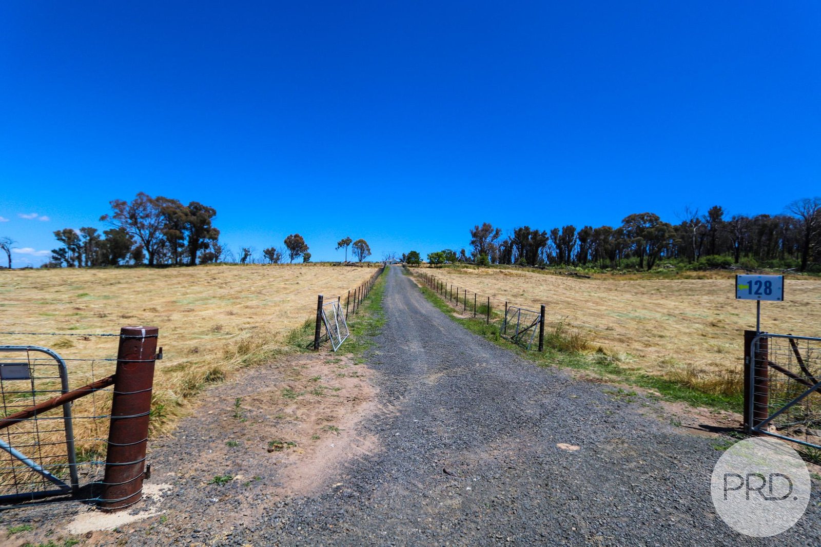 128 Blueberry Farm Road (off Taradale Rd)  TUMBARUMBA 21
