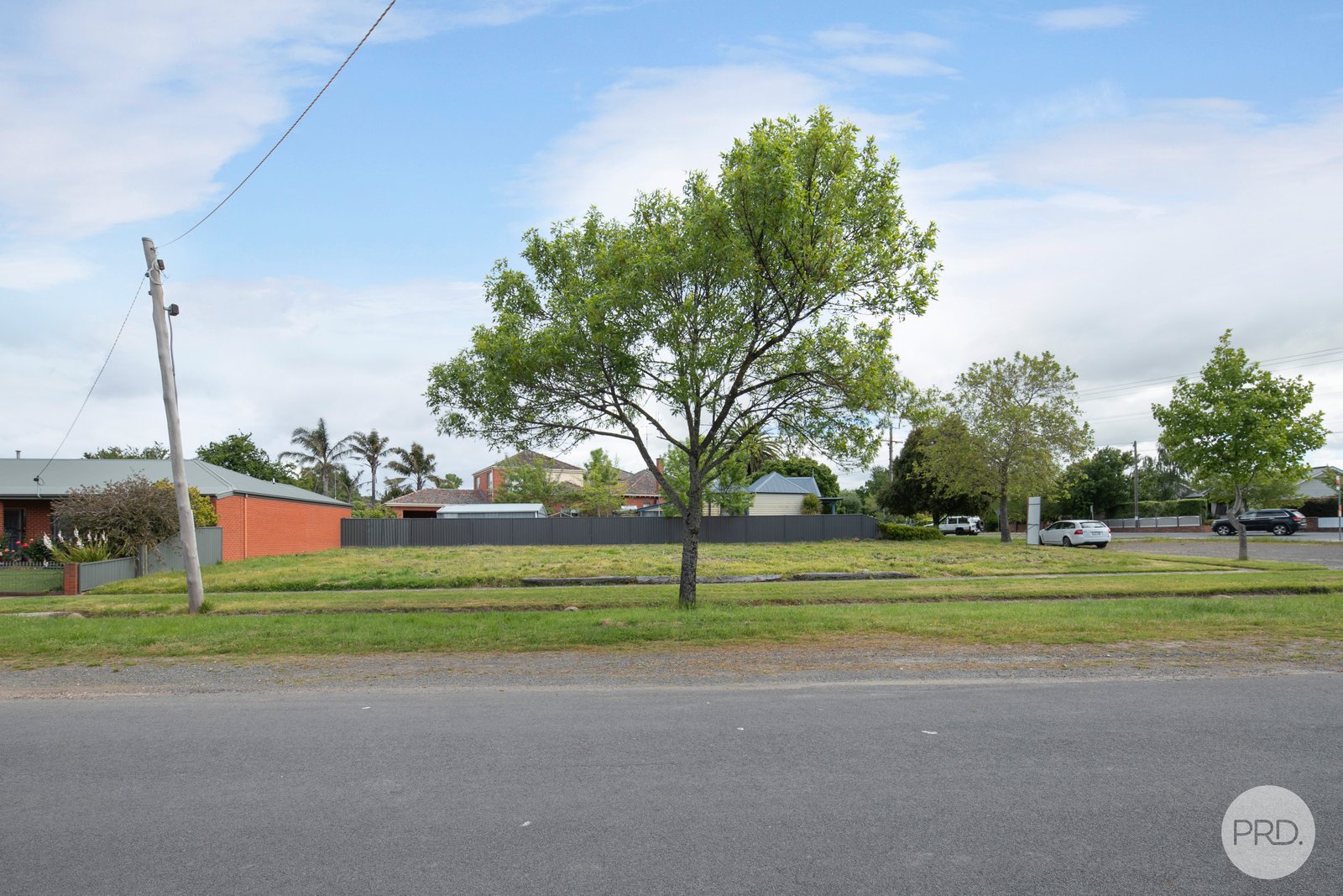 128 Burnbank Street LAKE WENDOUREE 3