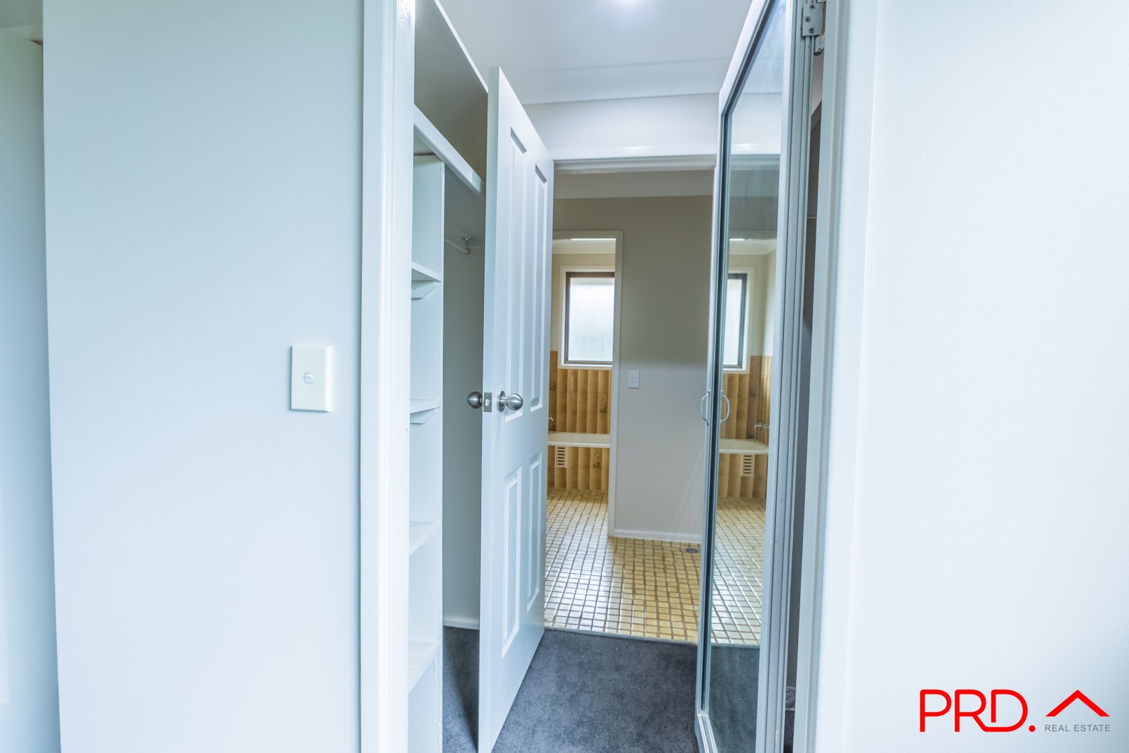 128 Calala Lane TAMWORTH 18