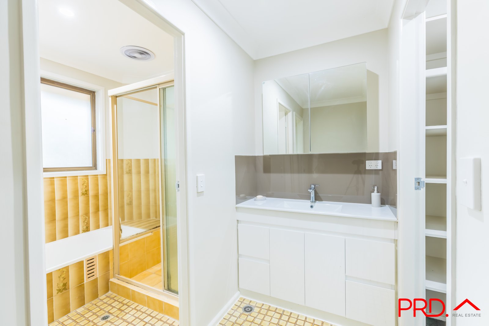 128 Calala Lane TAMWORTH 19