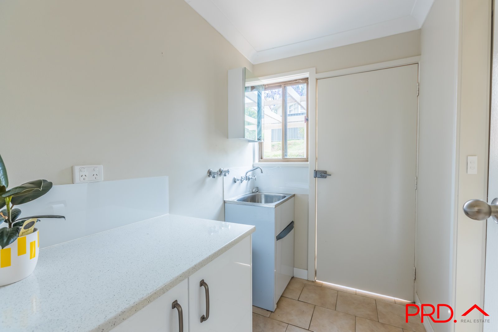 128 Calala Lane TAMWORTH 21