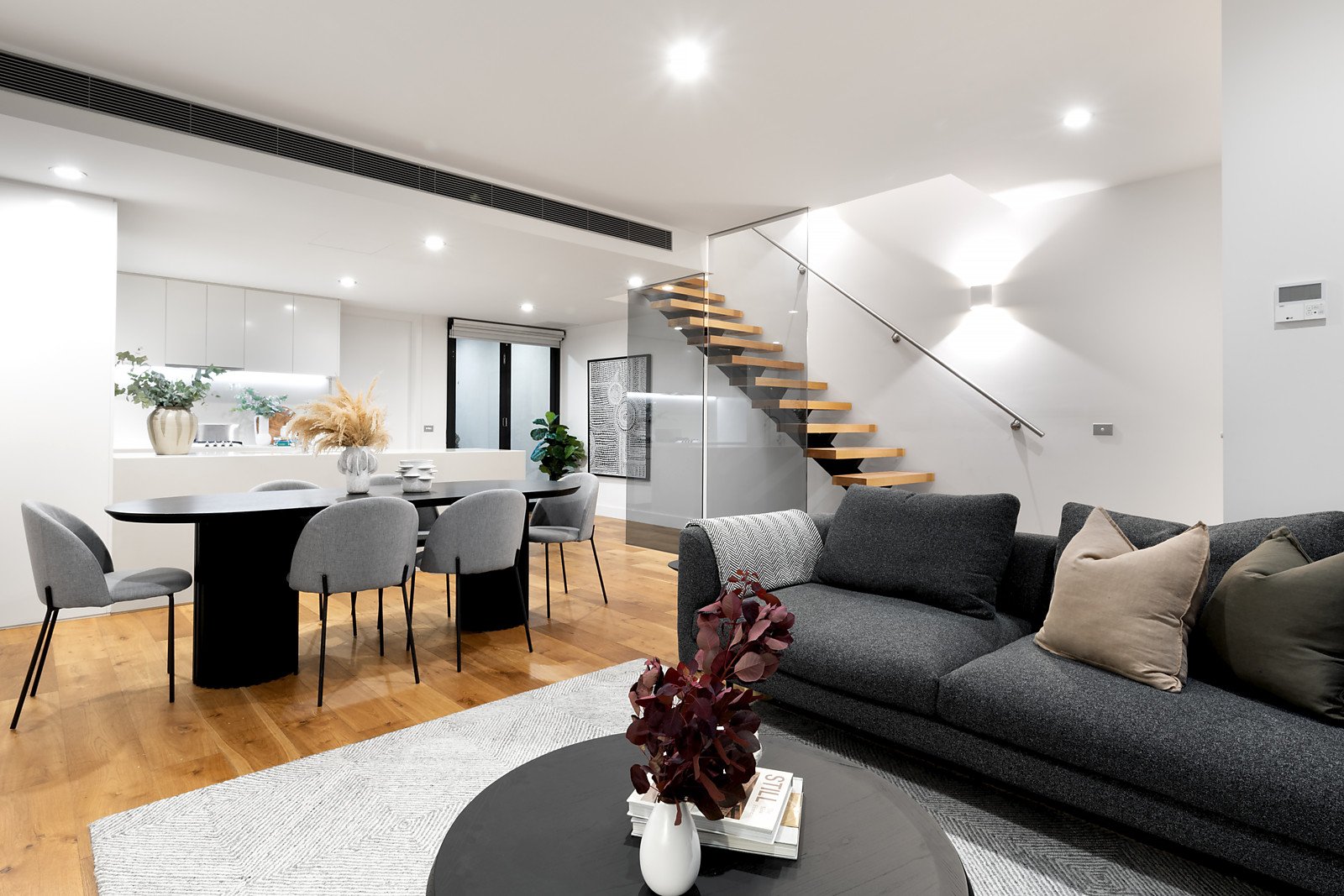12/8 Cobden Street, Kew VIC 3101