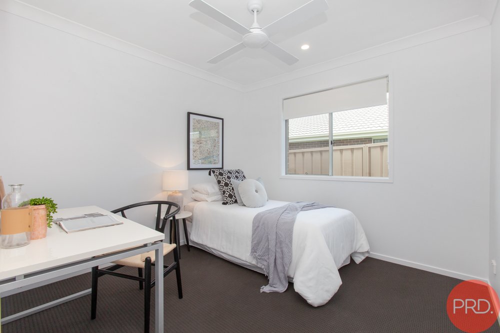 1/28 Croft Close THORNTON 10