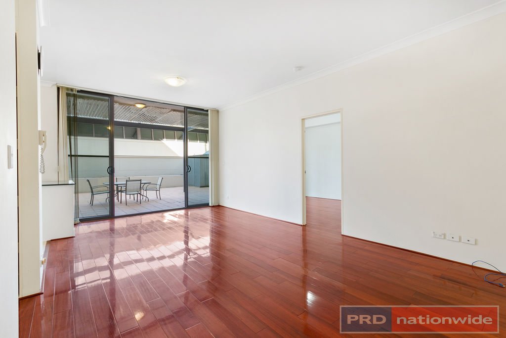 12/8 Derby Street KOGARAH 5