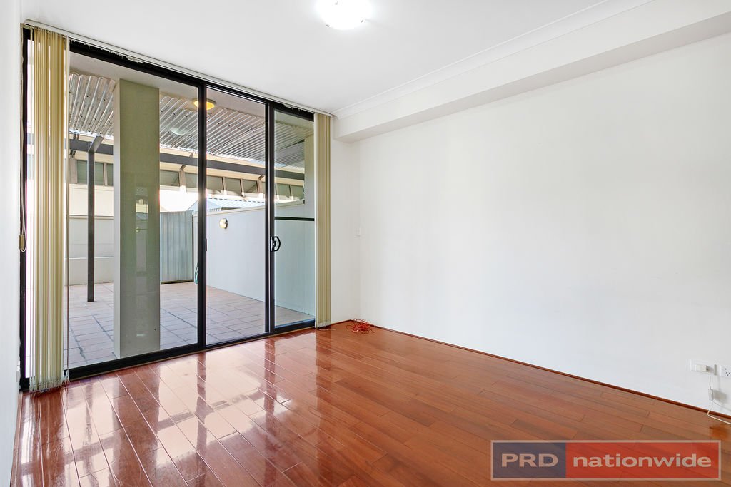 12/8 Derby Street KOGARAH 7