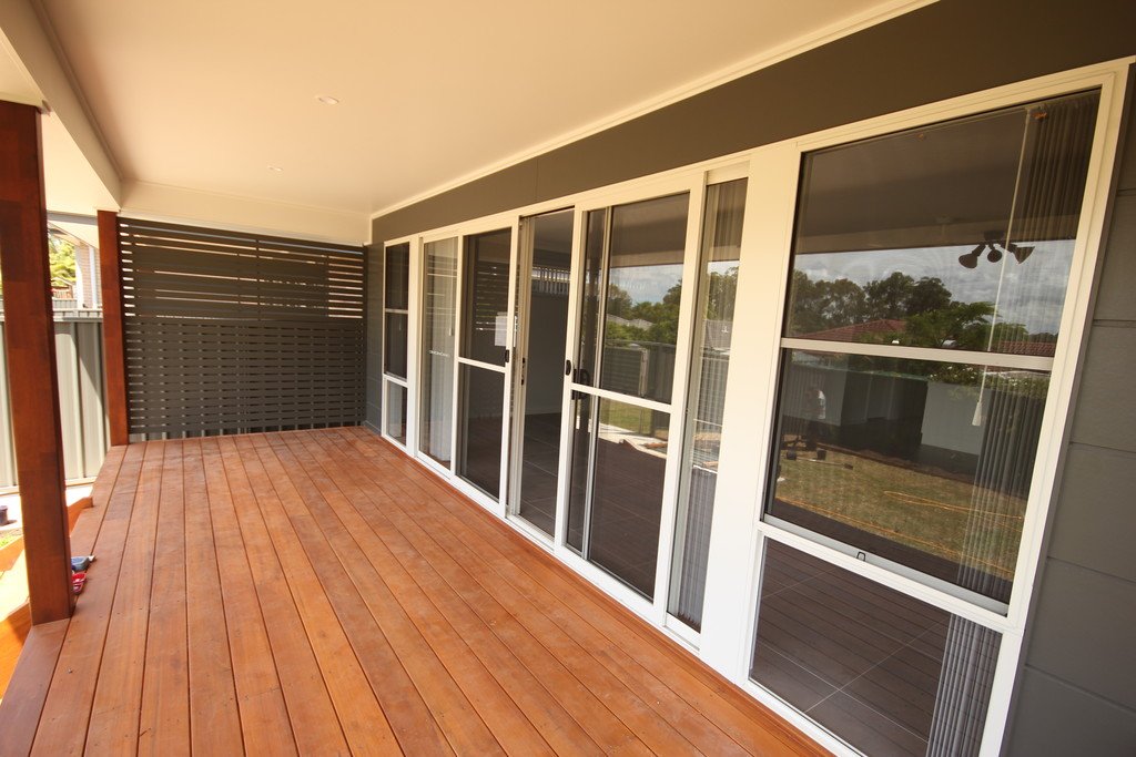 1/28 Fairwinds Avenue LAKEWOOD 9