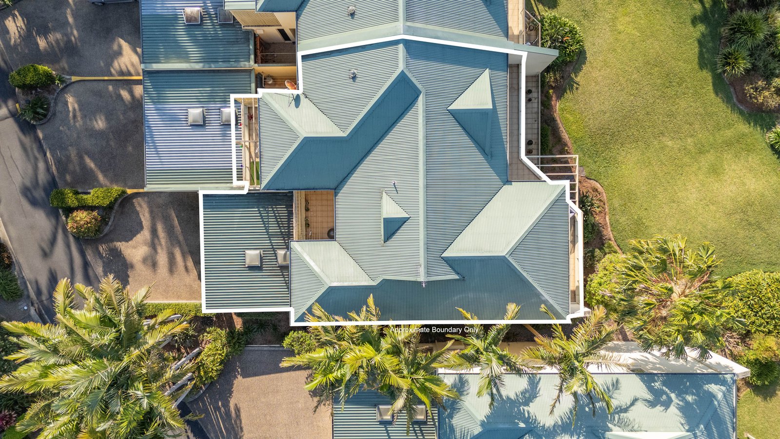 12/8 Grasslands Close COFFS HARBOUR 20