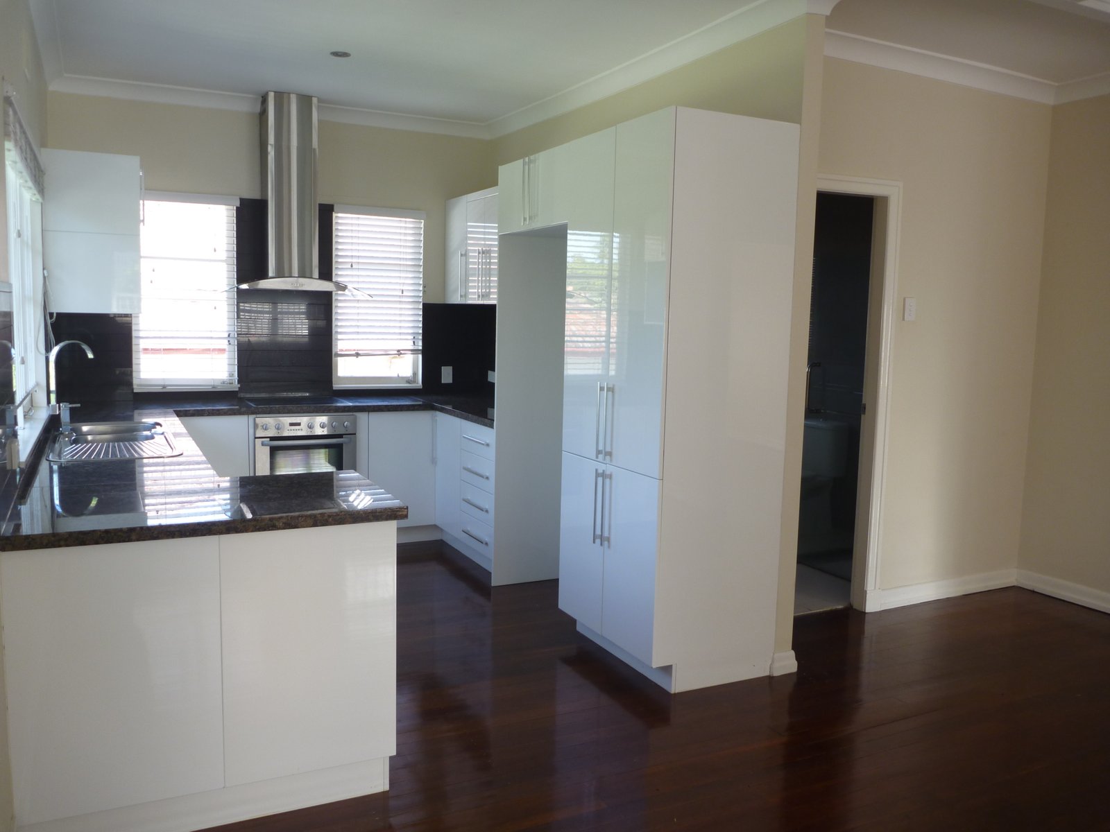 128 Hamilton Road WAVELL HEIGHTS 2