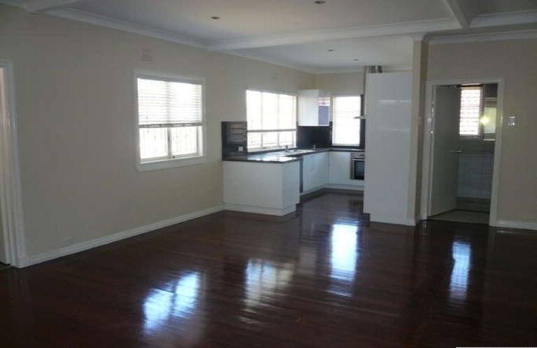 128 Hamilton Road WAVELL HEIGHTS 4