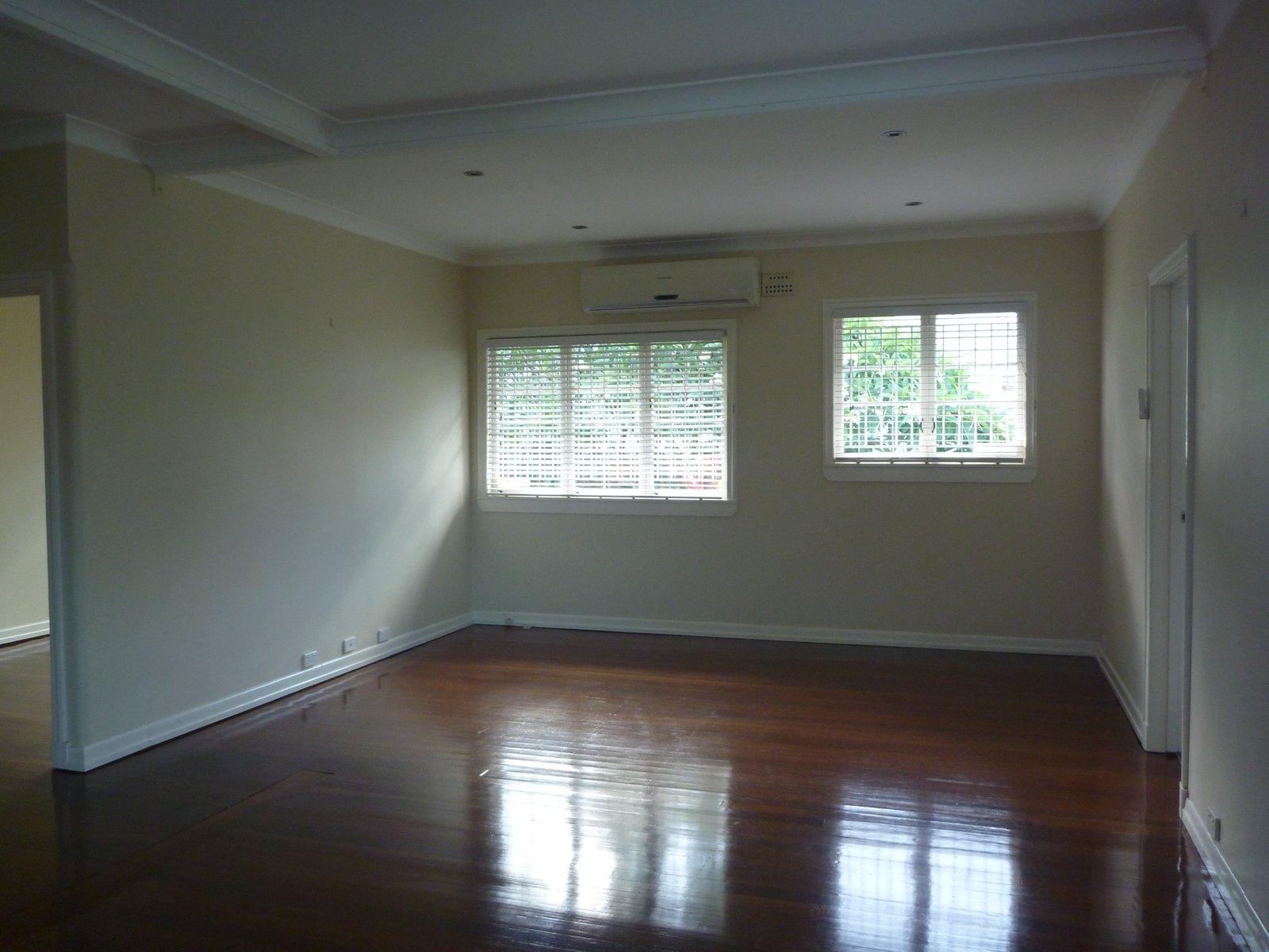 128 Hamilton Road WAVELL HEIGHTS 6