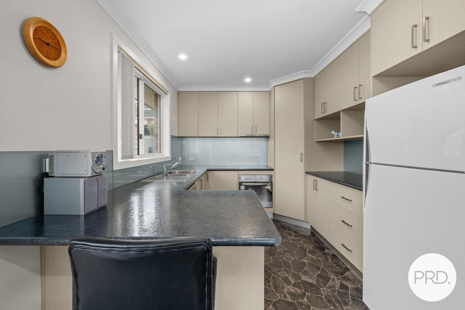 1/28 Henty Close OLD BEACH 5