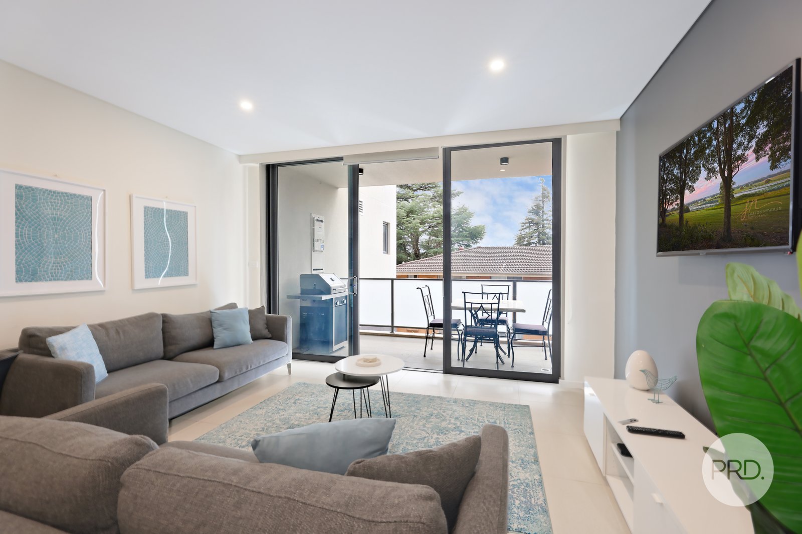 12/8 John Tipping Grove PENRITH 4