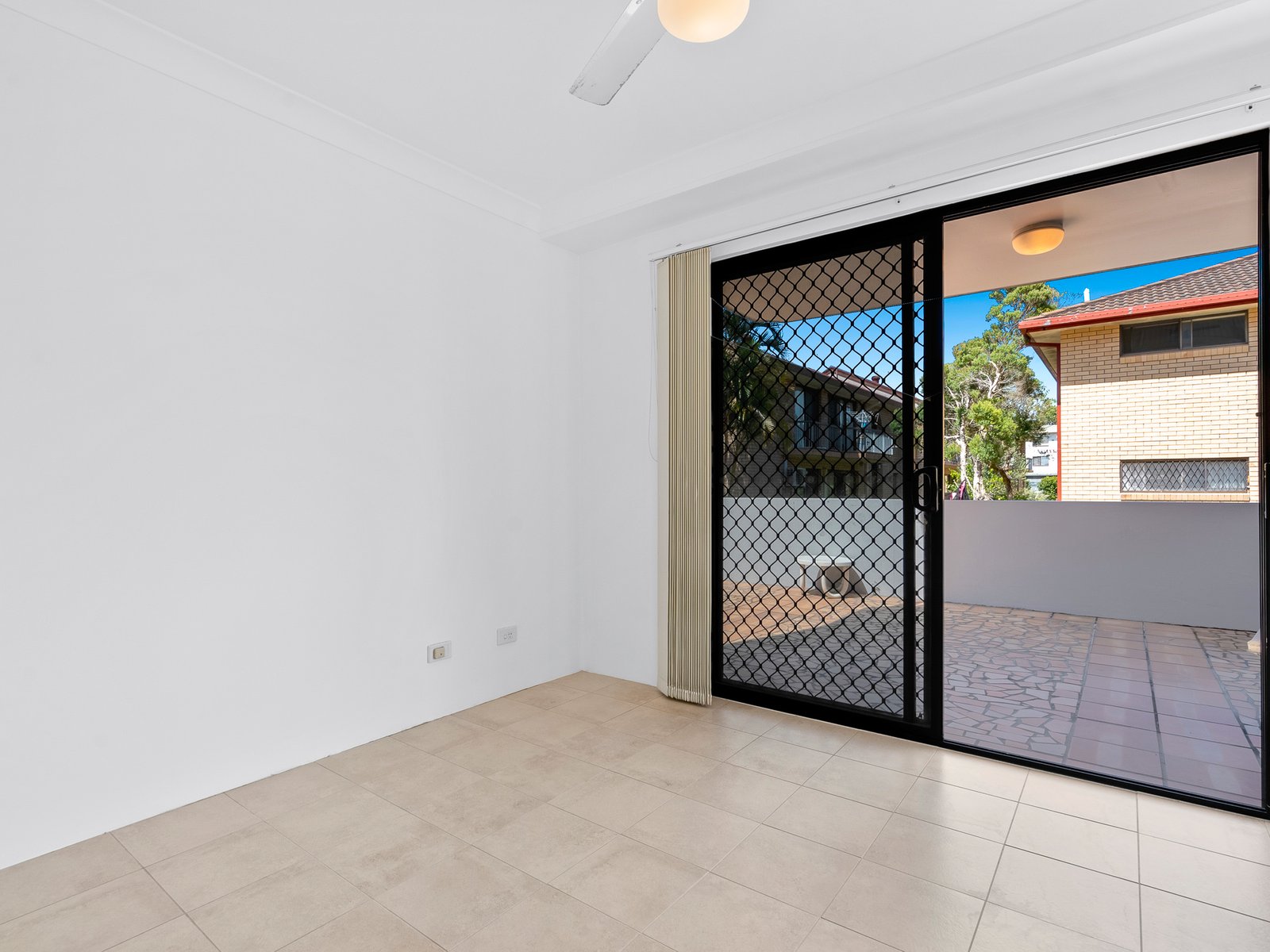 1/28 Little Norman Street SOUTHPORT 8