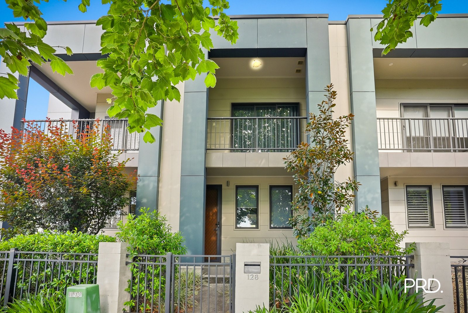 128 Lord Sheffield Cct  Penrith 1