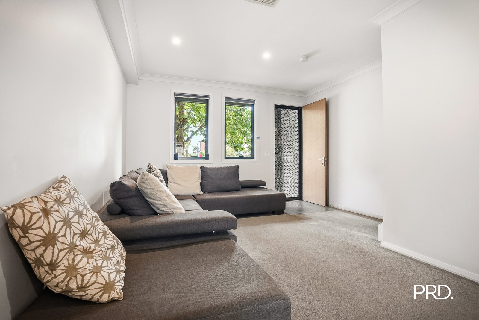 128 Lord Sheffield Cct  Penrith 4