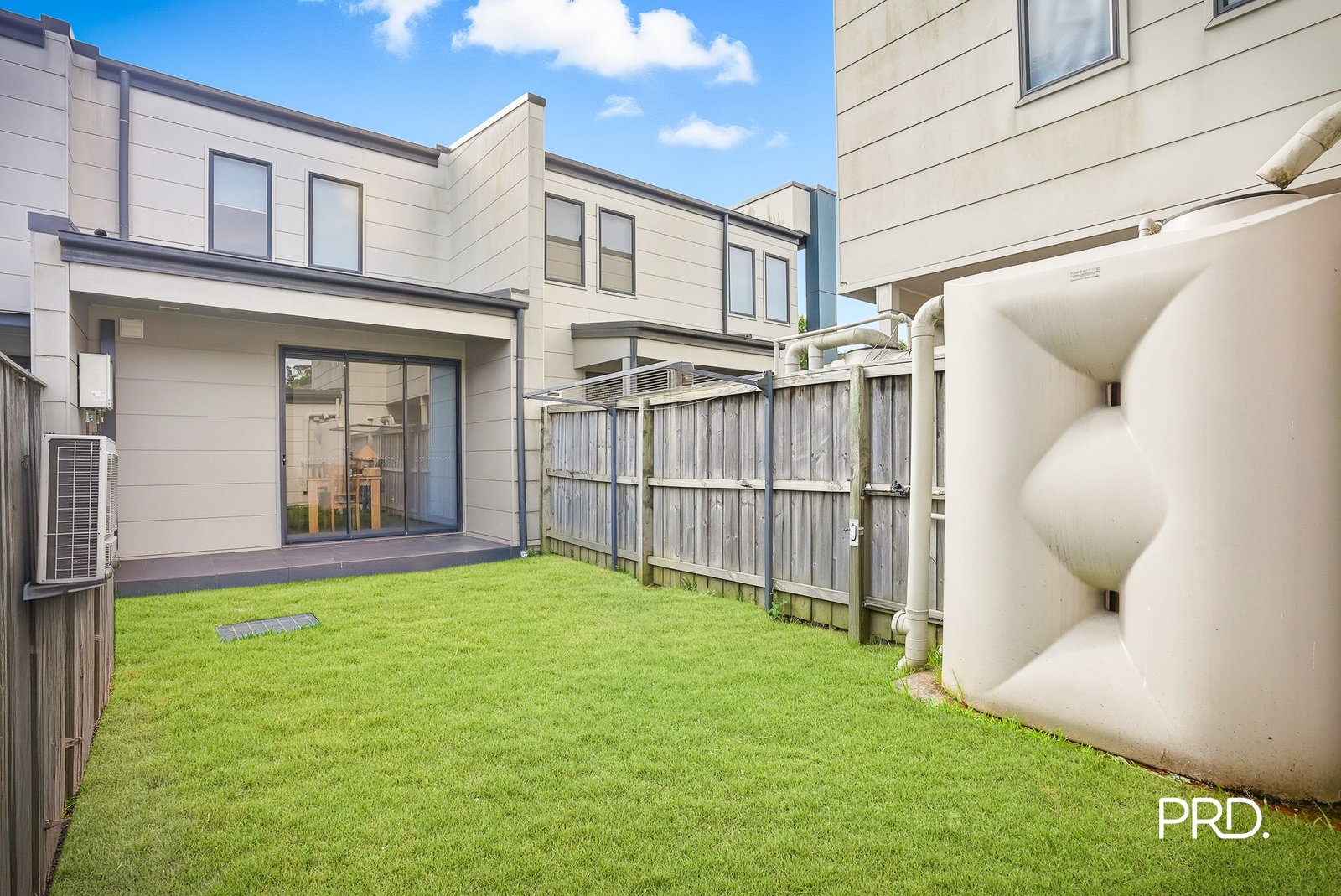 128 Lord Sheffield Cct  Penrith 9