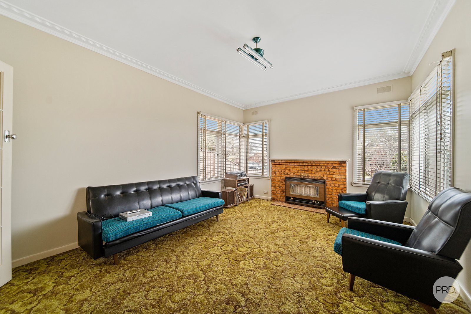 128 Mackenzie St West  GOLDEN SQUARE 3