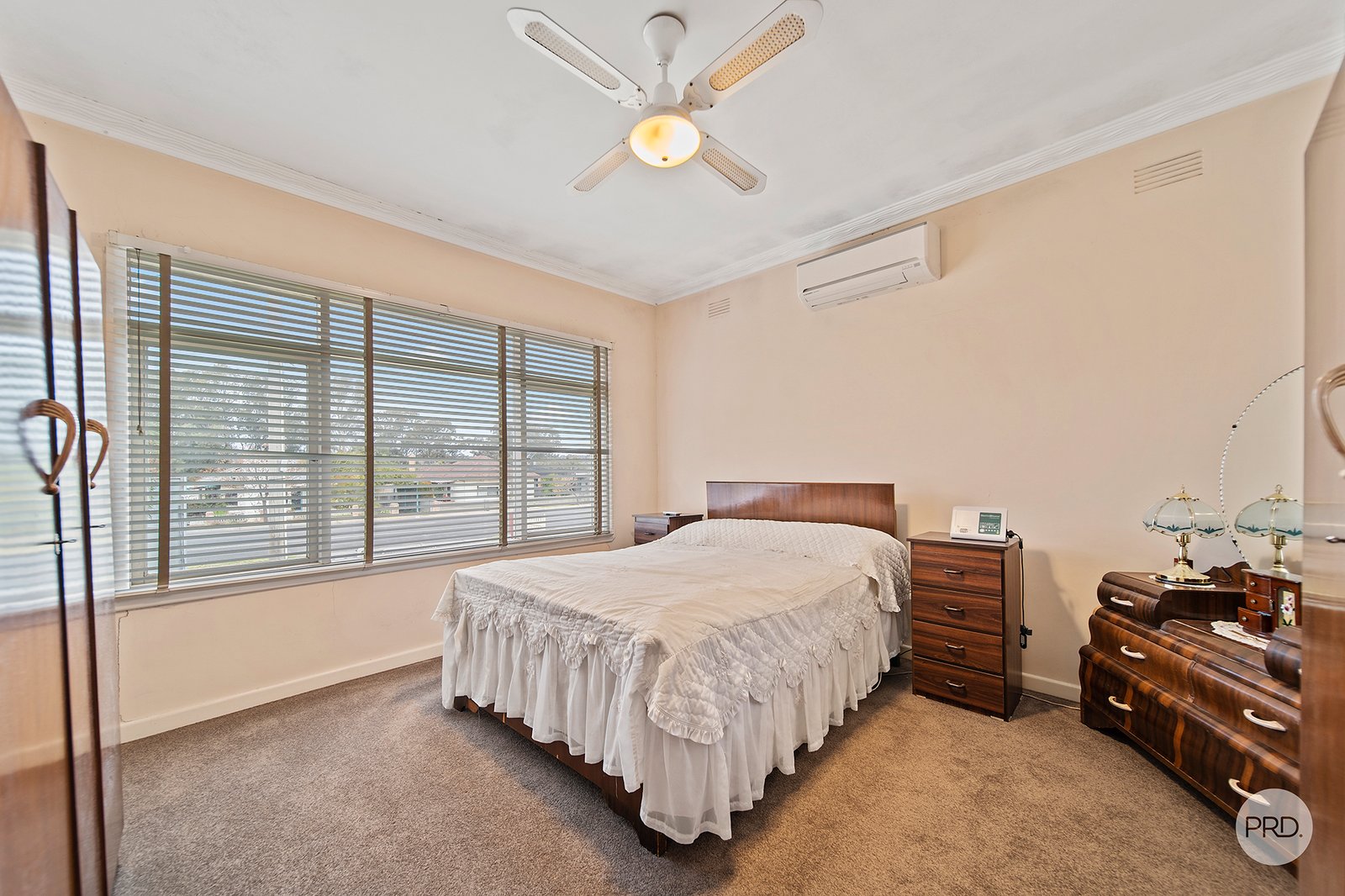 128 Mackenzie St West  GOLDEN SQUARE 6