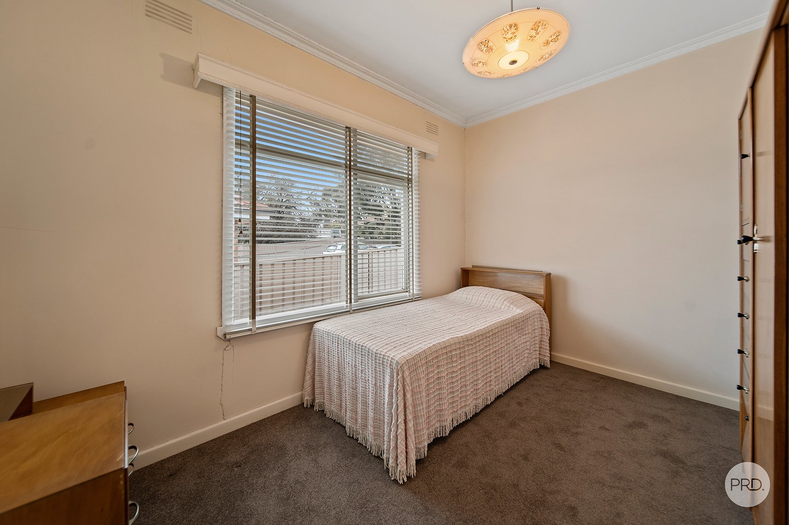 128 Mackenzie St West  GOLDEN SQUARE 8