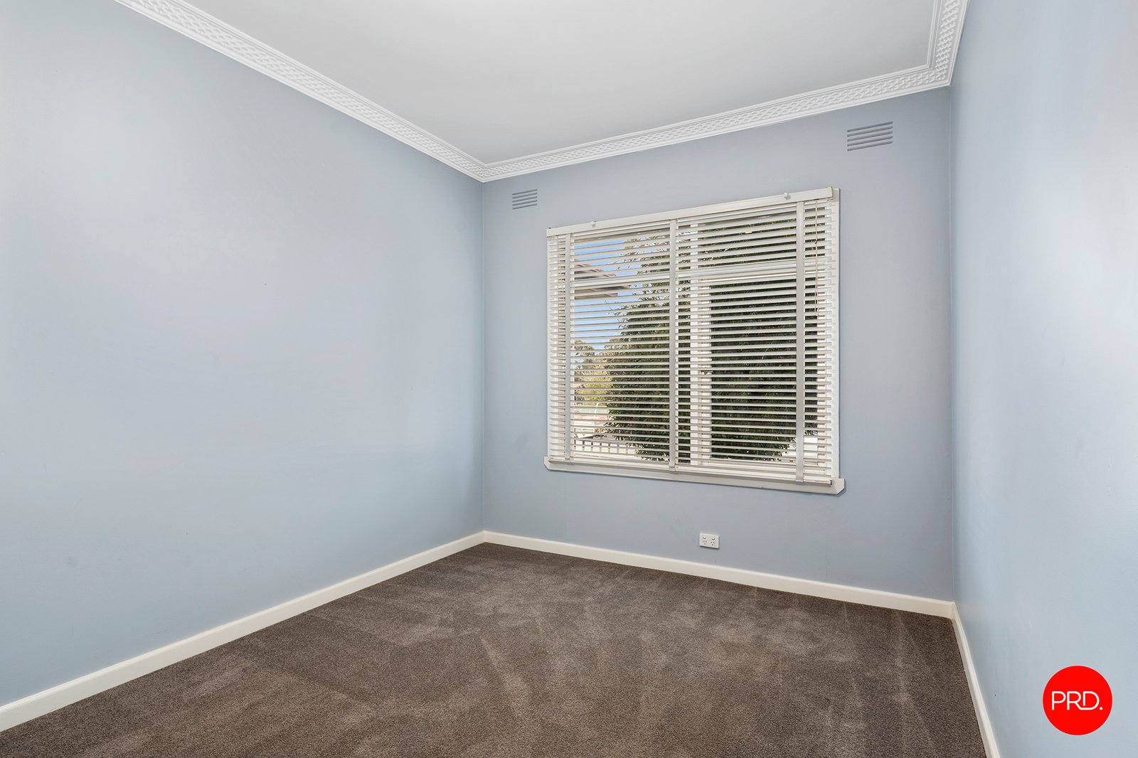 128 Mackenzie Street West  GOLDEN SQUARE 8