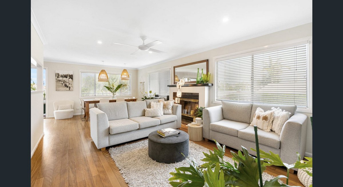 128 Nobby Parade MIAMI 3