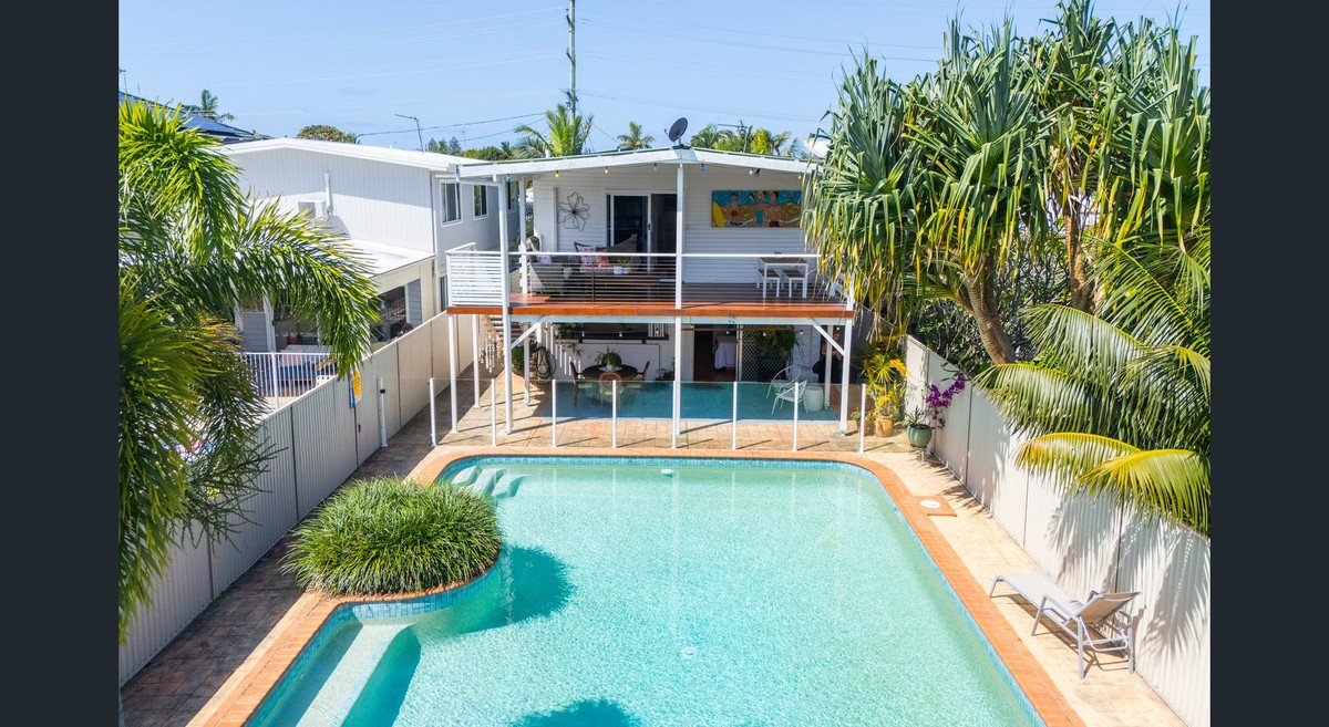 128 Nobby Parade MIAMI 4