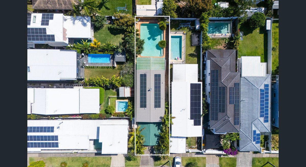 128 Nobby Parade MIAMI 23