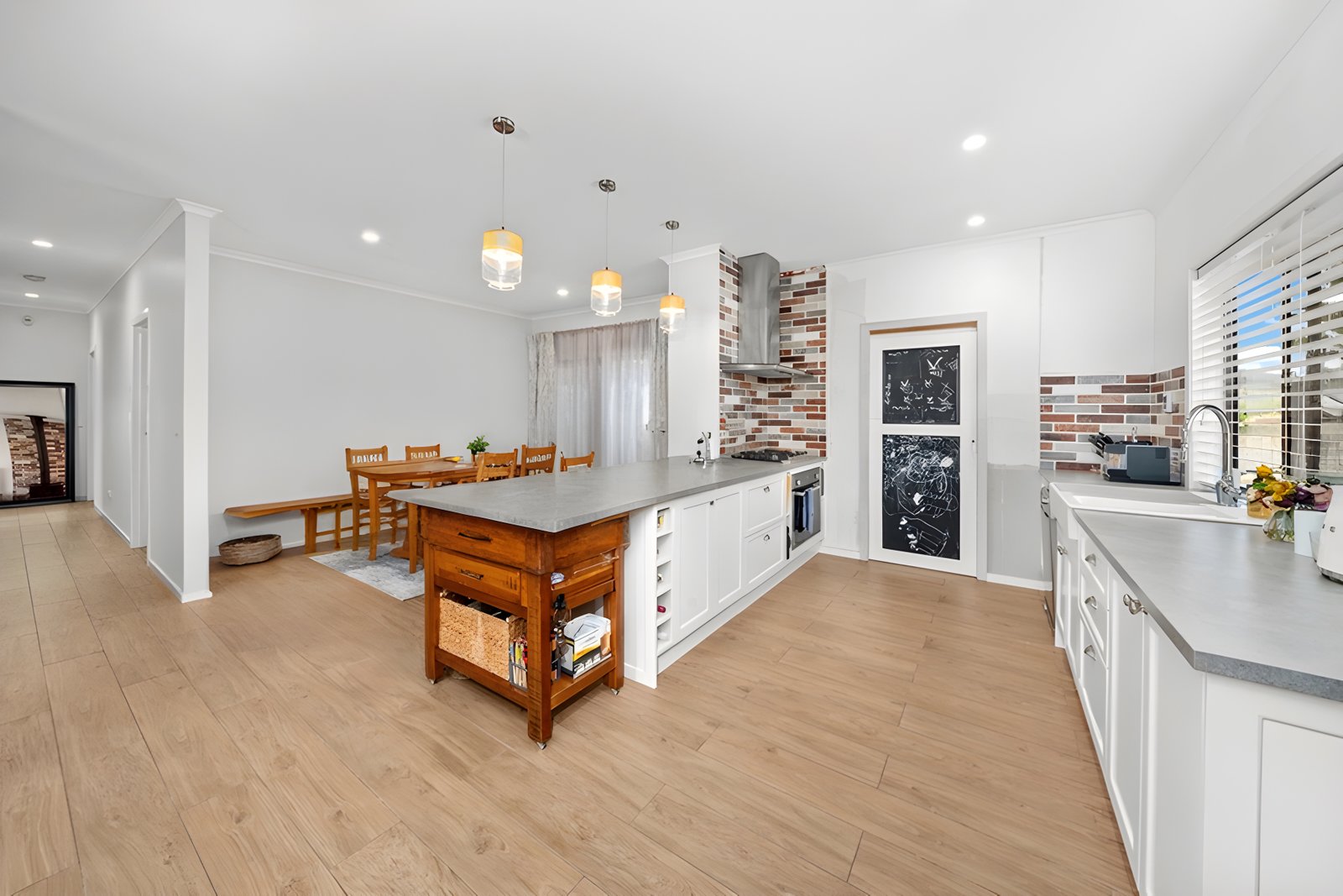 128 Old Beach Road OLD BEACH 5