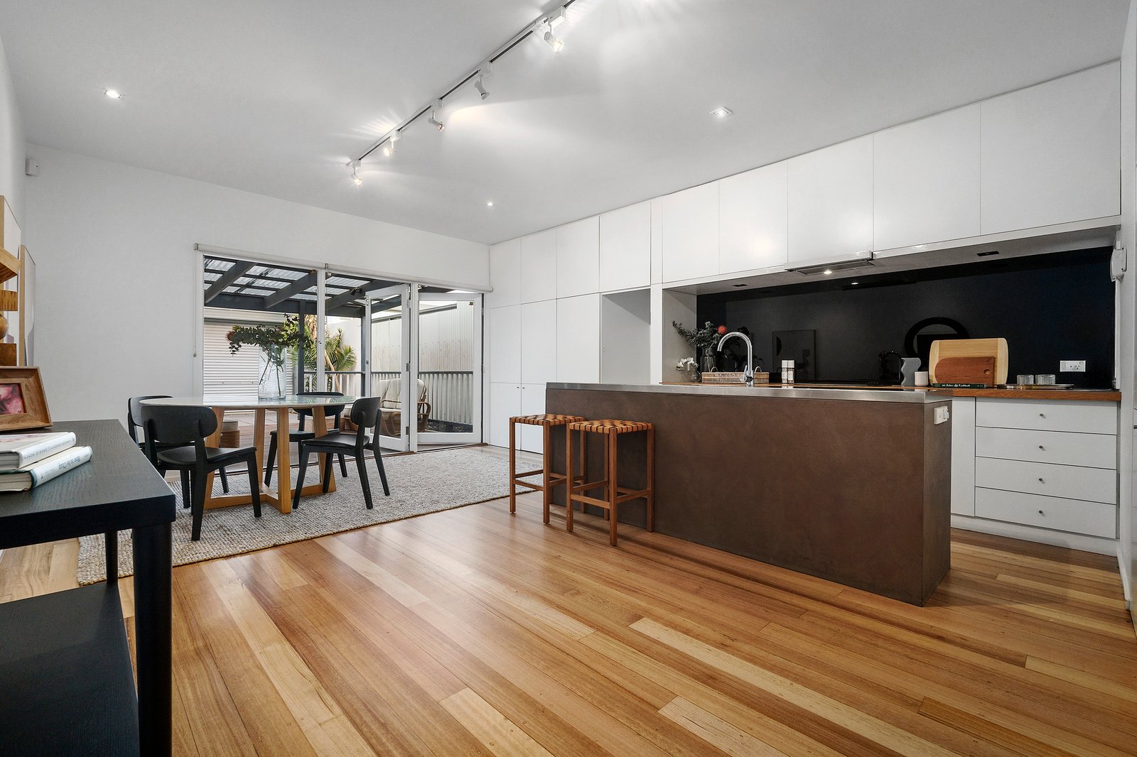 128 Pickles Street, South Melbourne, 3205