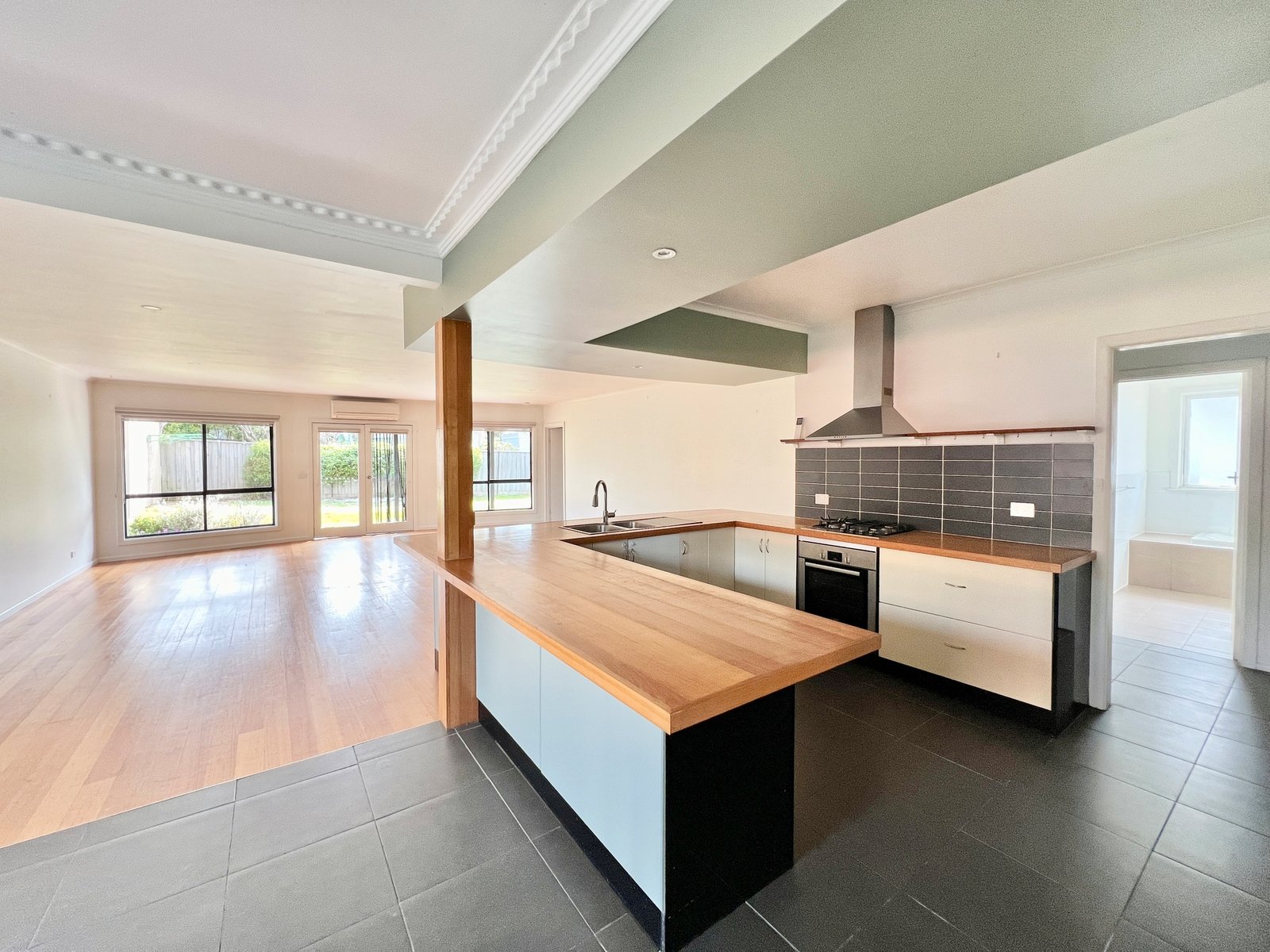 Gallery: 128 Settlement Road