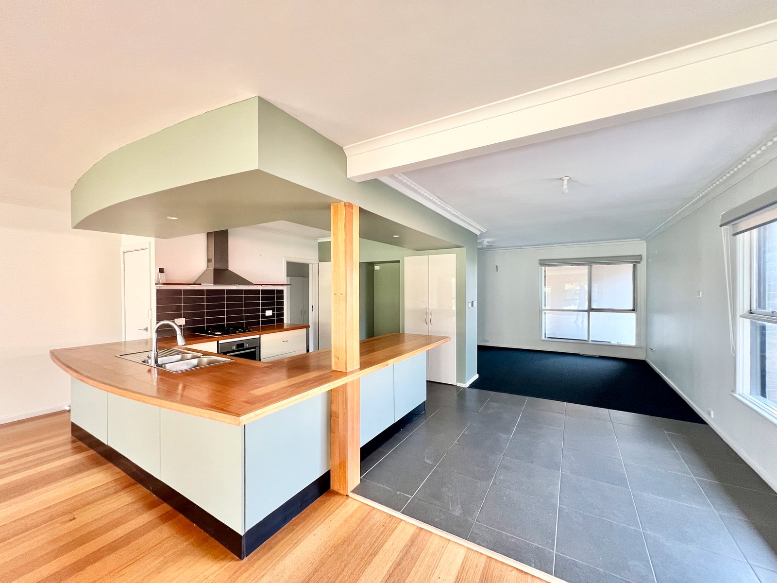 Gallery: 128 Settlement Road
