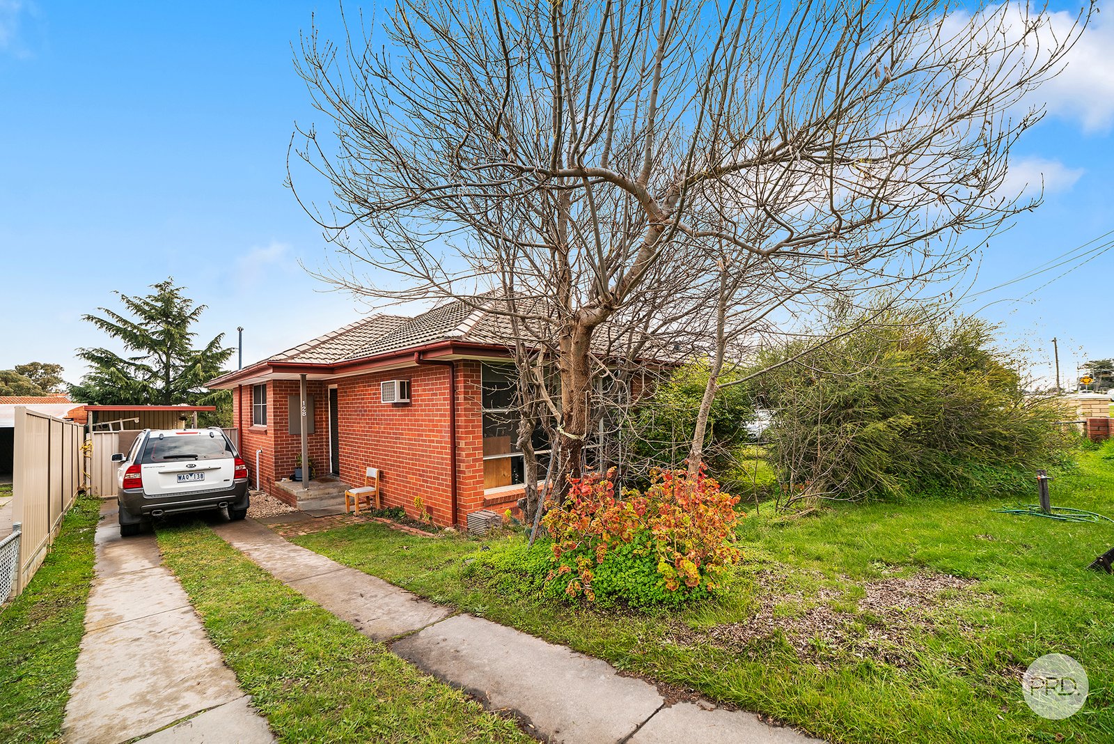 128 St Aidans Road KENNINGTON 1