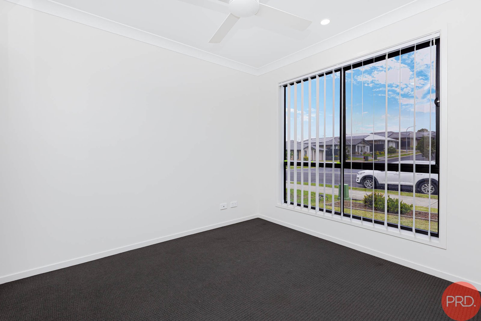 1/28 Thorncliffe Avenue THORNTON 9