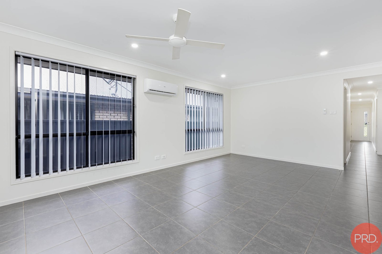1/28 Thorncliffe Avenue THORNTON 11