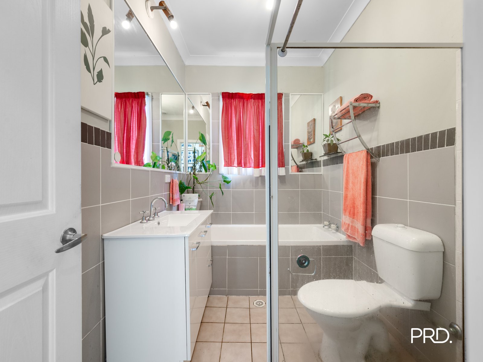 128 Victoria Street KINGSWOOD 8