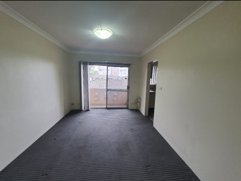 12/81 Castlereagh Street LIVERPOOL 2