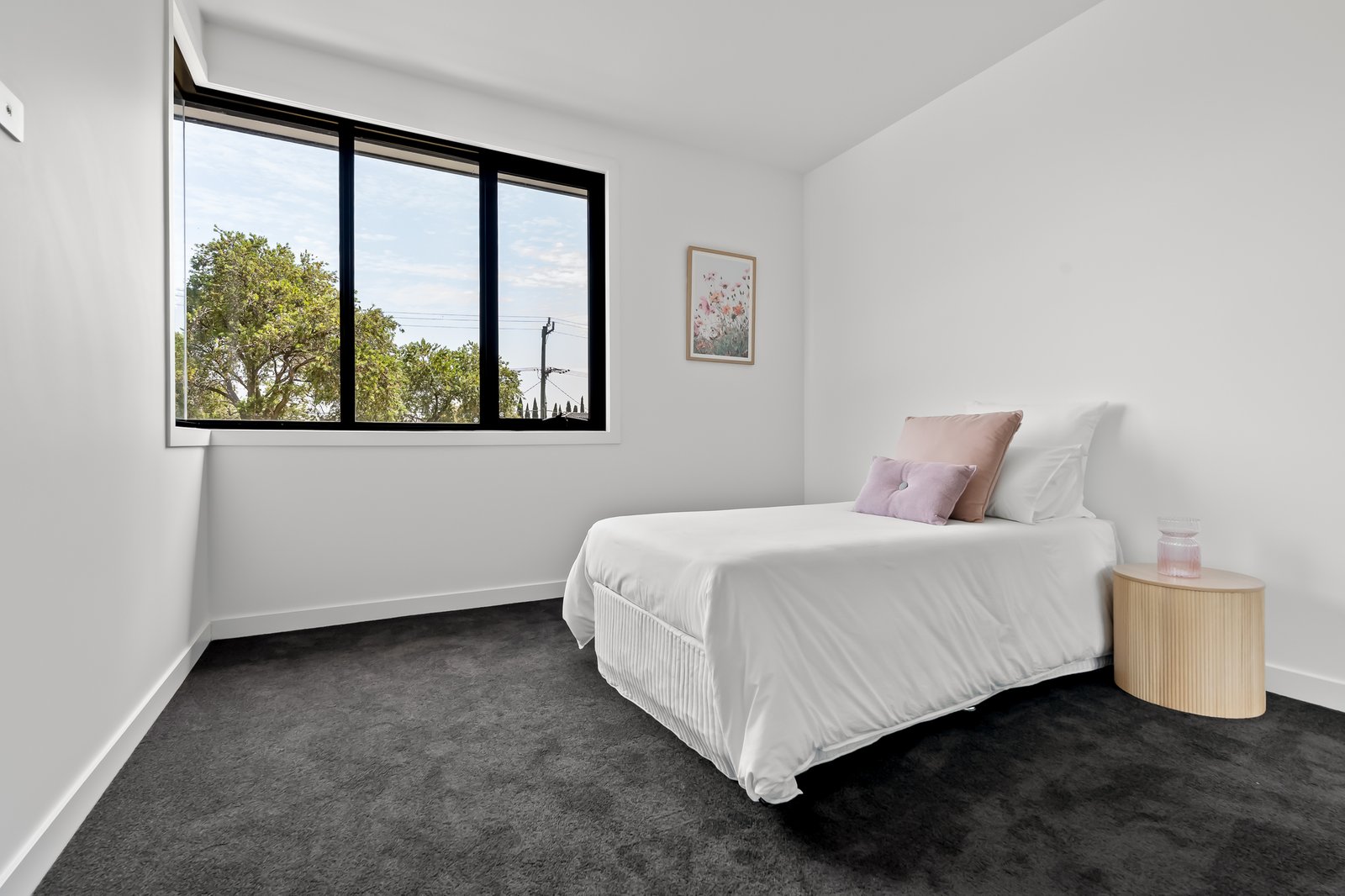 Real Estate and Property in 1/281 Ohea Street, Pascoe Vale South, VIC