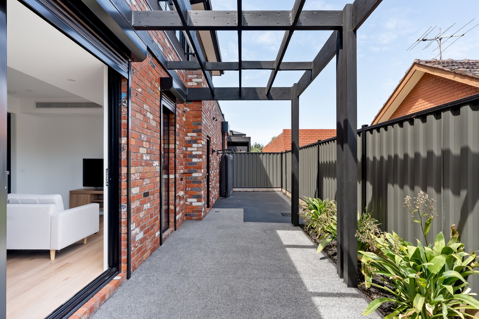 Real Estate and Property in 1/281 Ohea Street, Pascoe Vale South, VIC