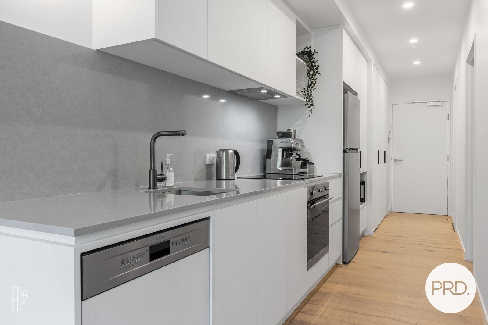 12/83 Cooyong Street REID 5