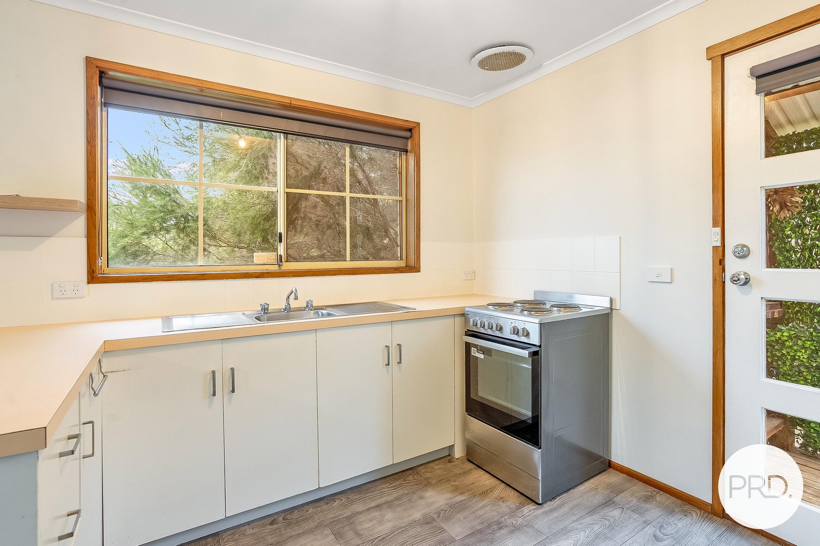 12/84 Hilton Road CLAREMONT 5