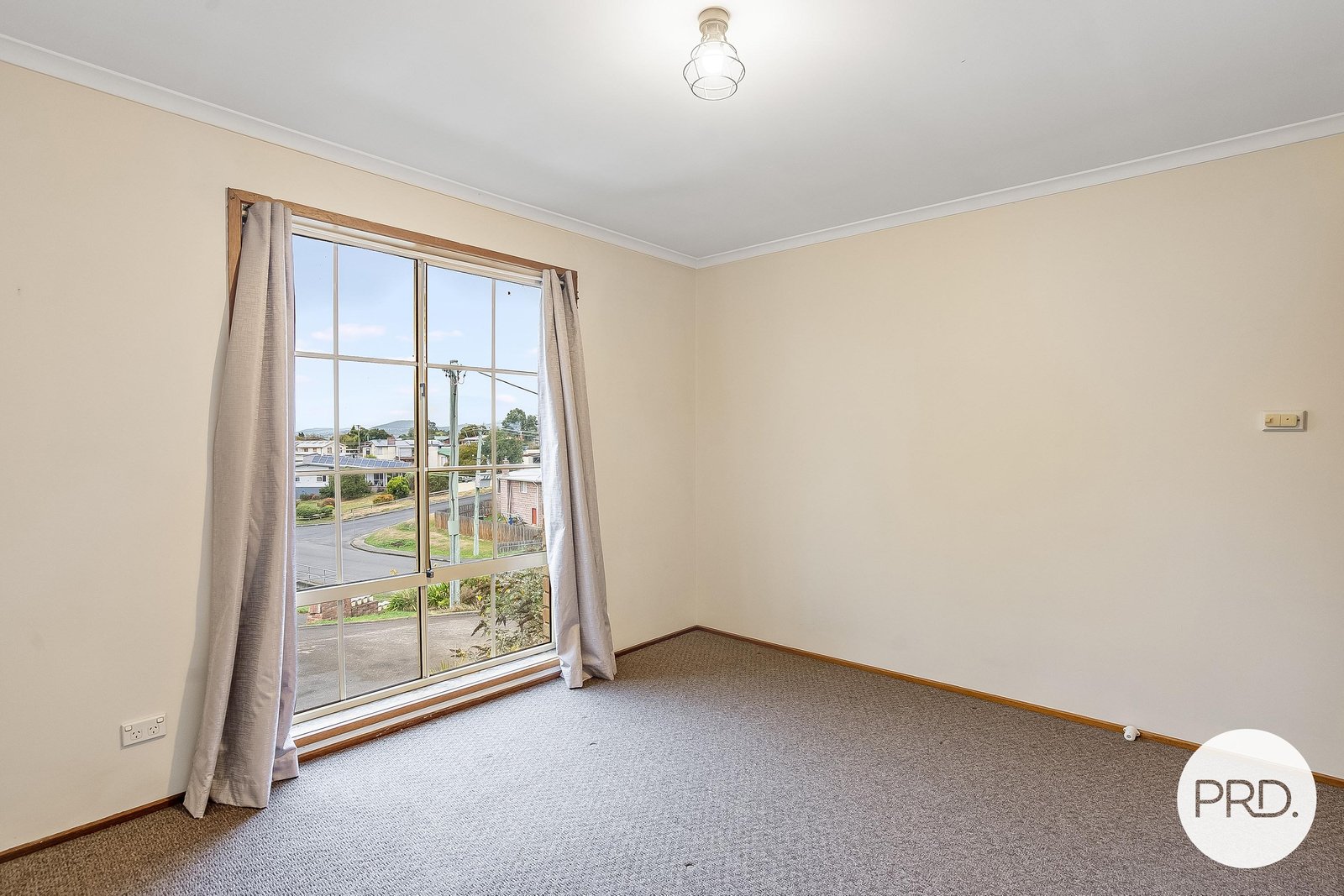 12/84 Hilton Road CLAREMONT 8