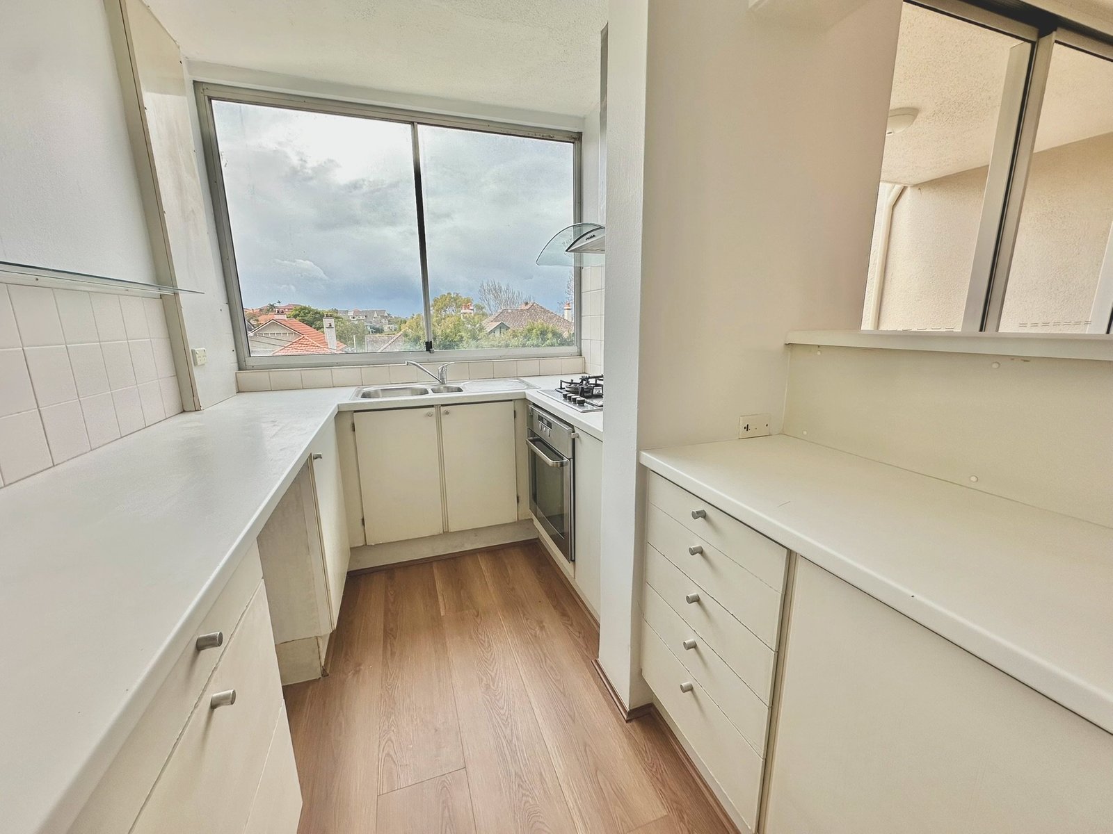 12/88 Wycombe Road NEUTRAL BAY 4