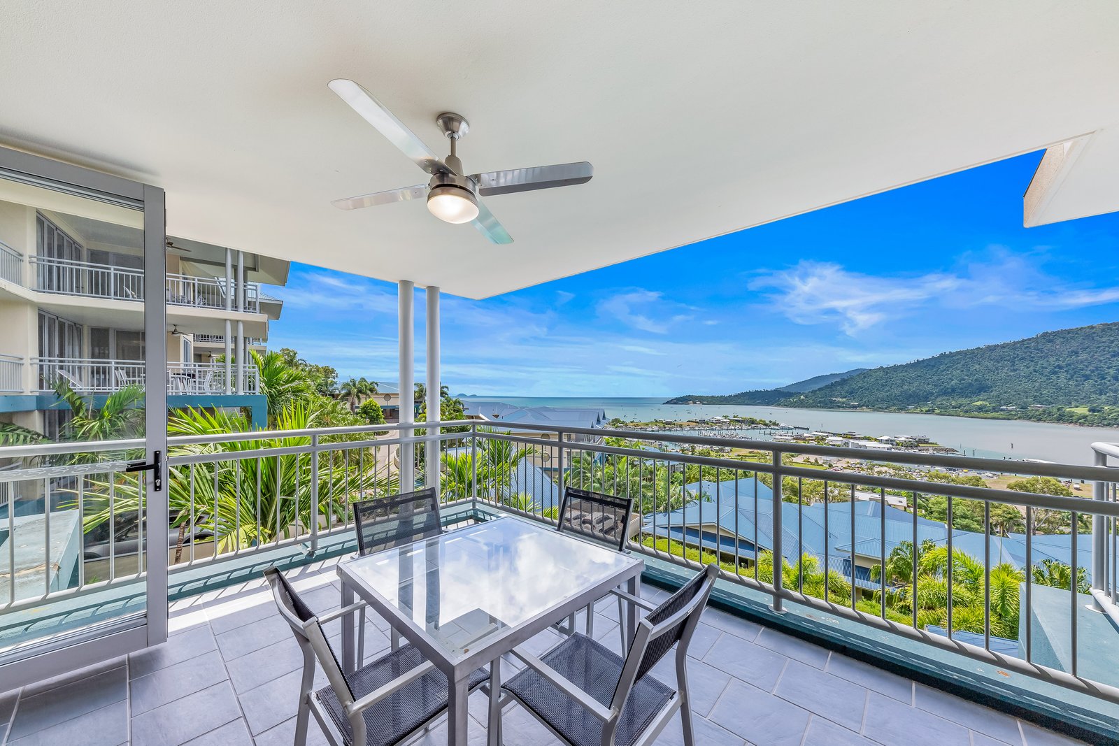 128/9a Hermitage Drive AIRLIE BEACH 1